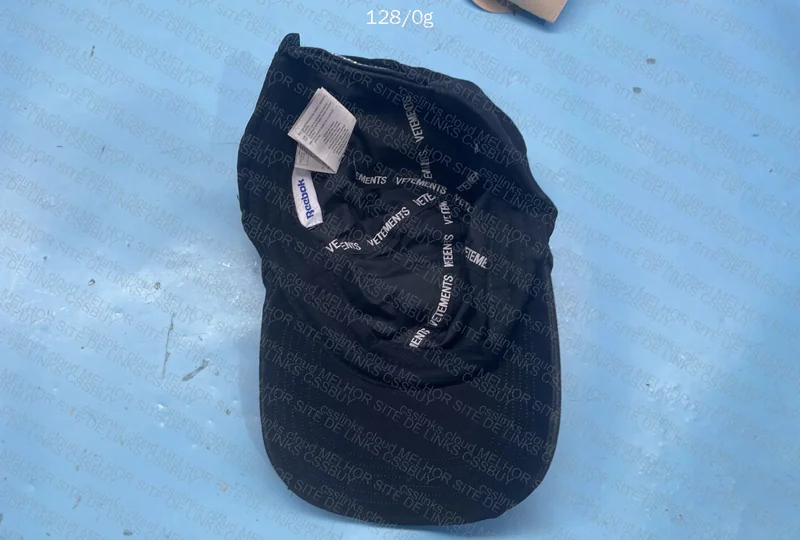 Panda Blind Box - Reebok x Vetements Cap 4
