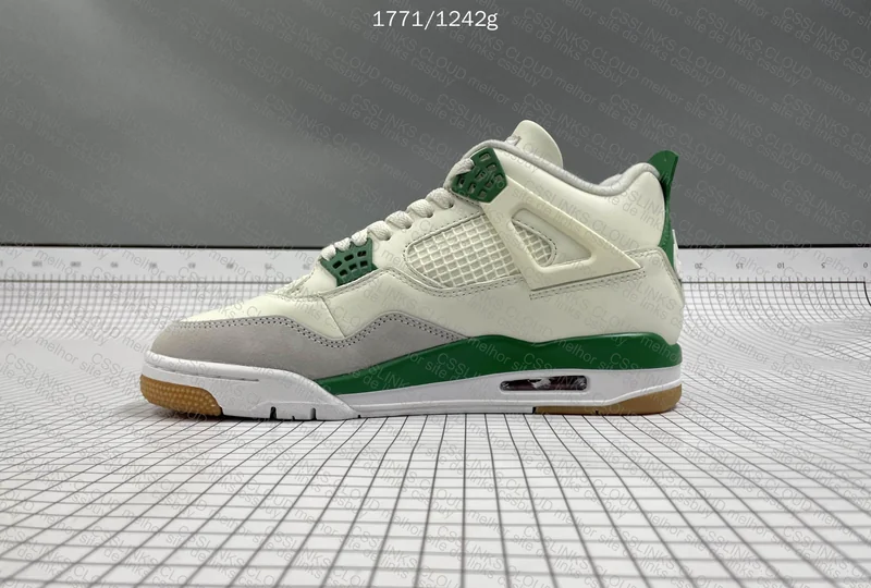 Blind Box | Jordan 4 Pine Green 3