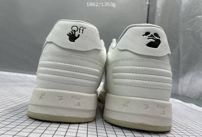 BLIND BOX OFF WHITE JMDY 8