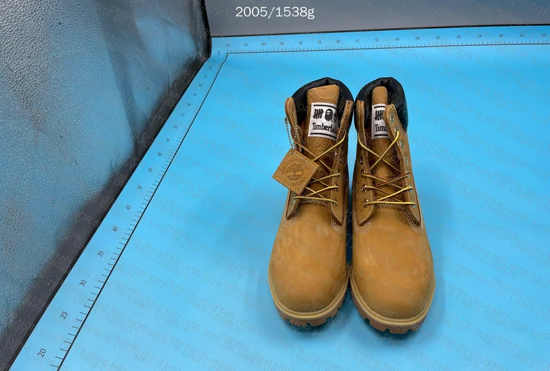 BLIND BOX timberland