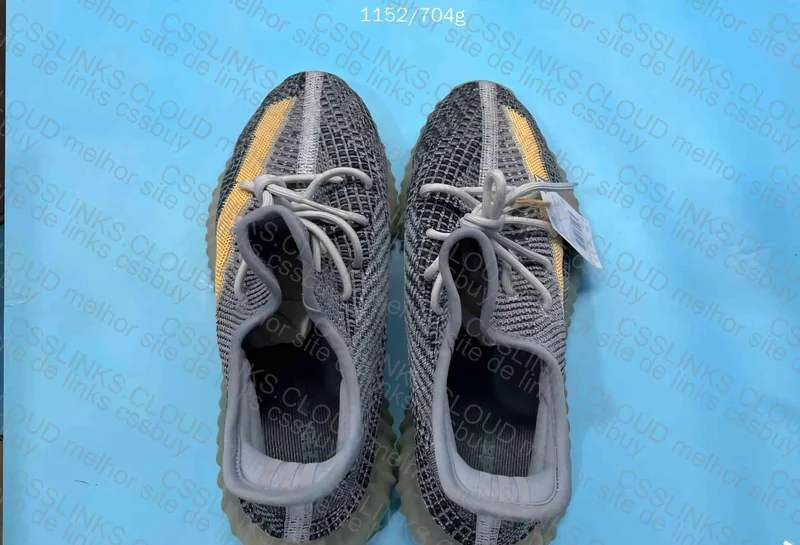 Blind box Yeezy 4