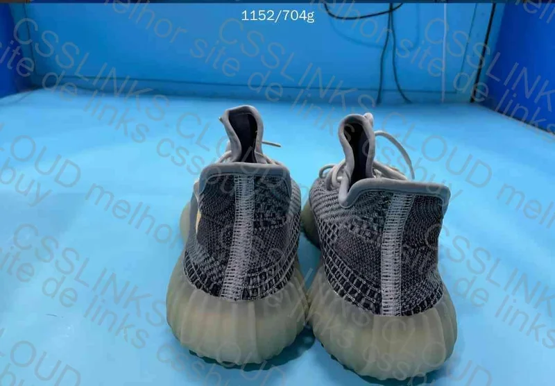 Blind box Yeezy 5