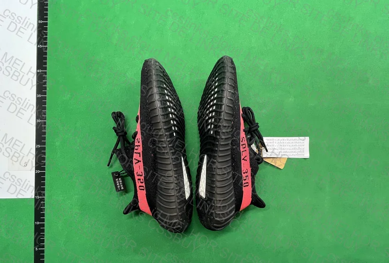 Blind Box Yeezy 4