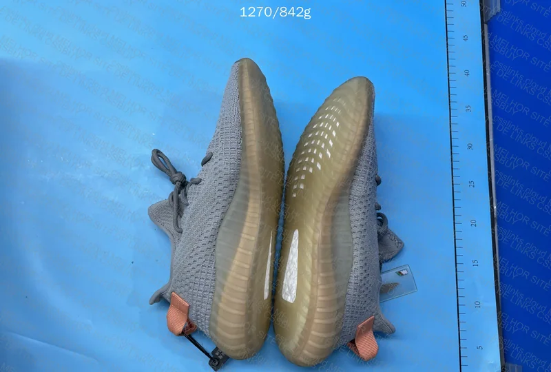 blind box yeezy 3