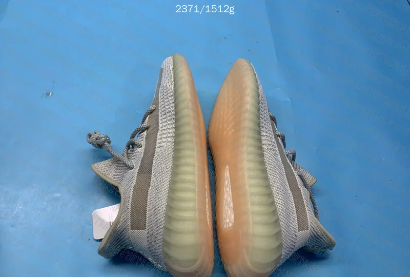 Blind Box Yeezy 4