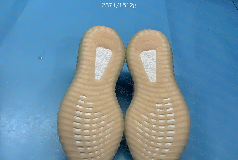 Blind Box Yeezy 6