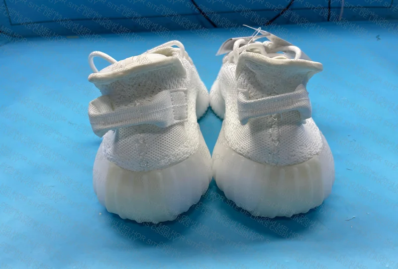 Blind Box Yeezy 3