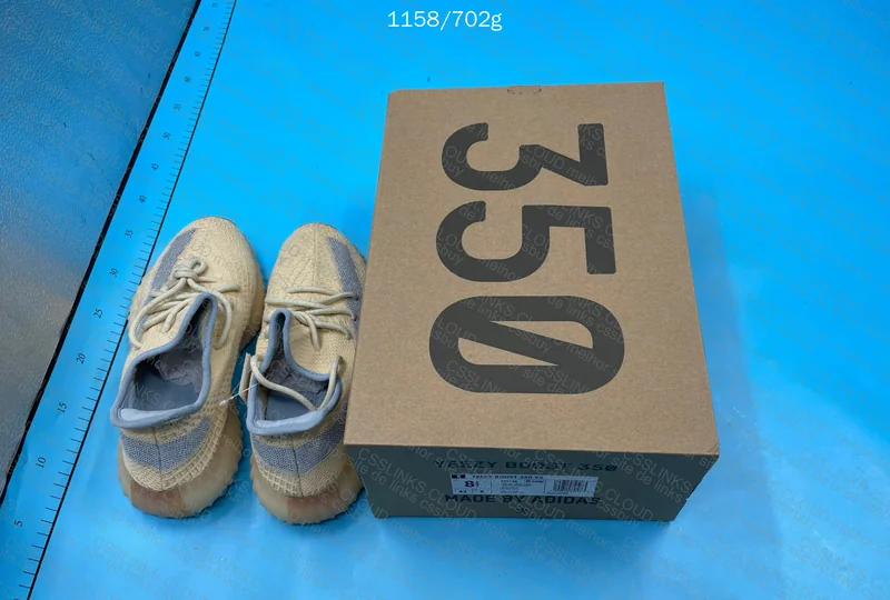 blind box yeezy 350 9