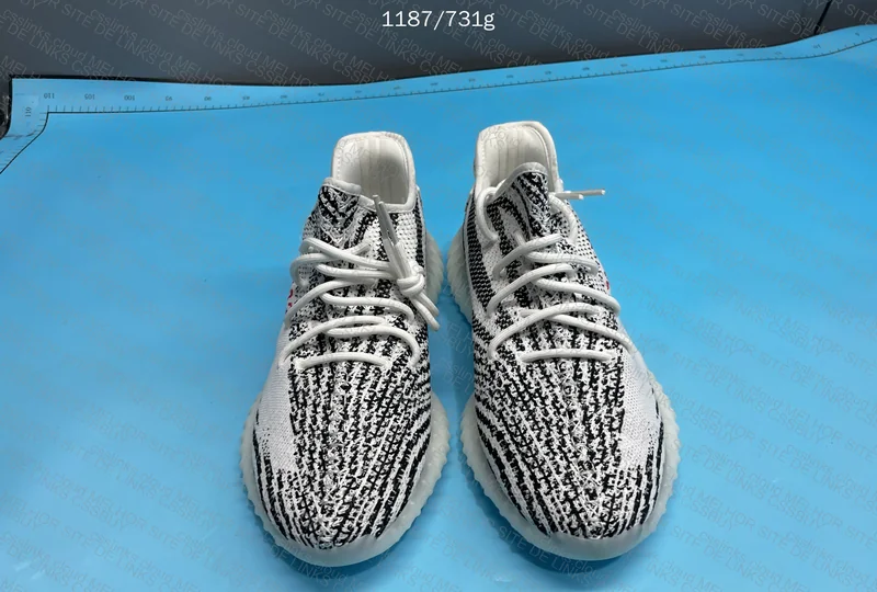 Blind box Yeezy 350