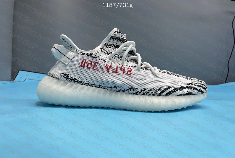 Blind box Yeezy 350 4