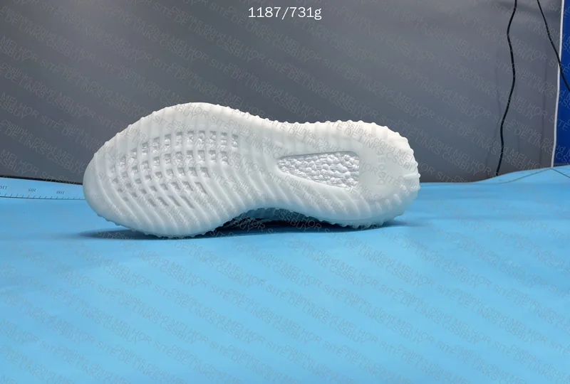 Blind box Yeezy 350 7