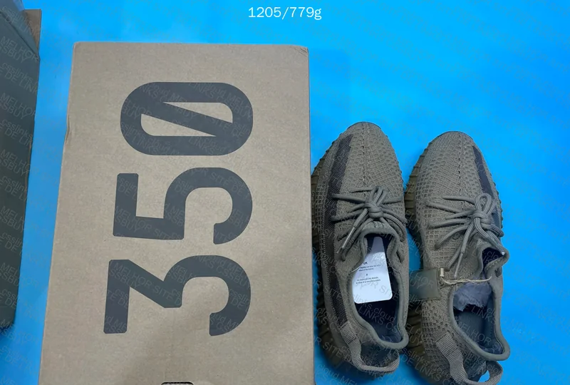 Blind Box - Yeezy 350