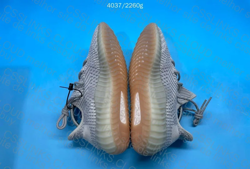 Blind Box Yeezy 350 6