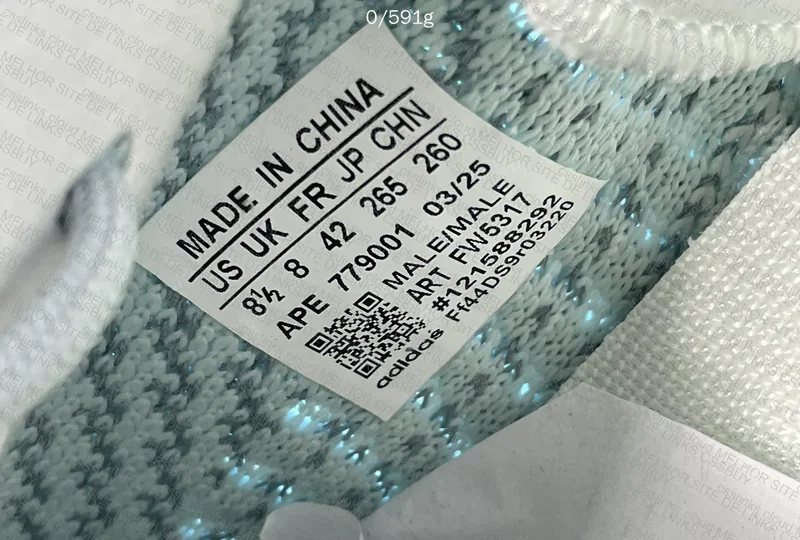 BLIND BOX YEEZY 350 3