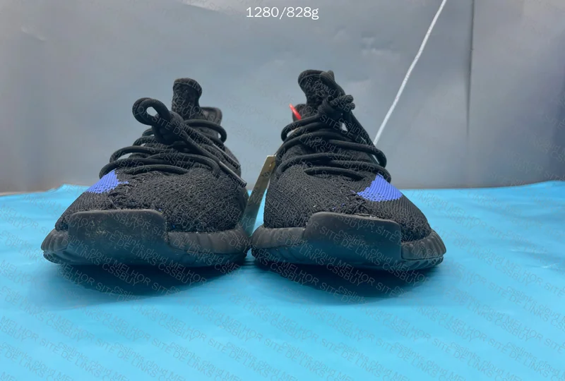Blind Box Yeezy 350 8