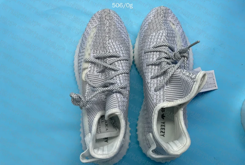 Blind Box Yeezy 350 3