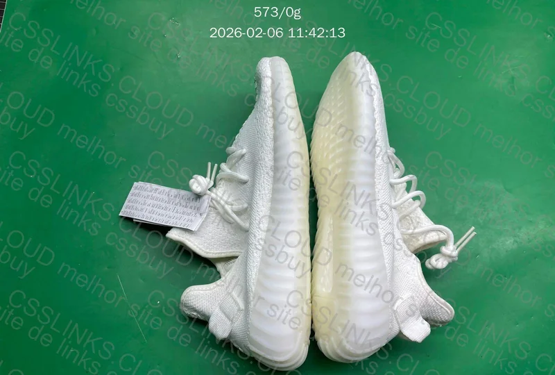 Blind box yeezy 350 6