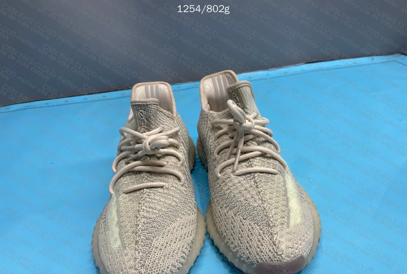 Blind box Yeezy 350 " Suposto LW"