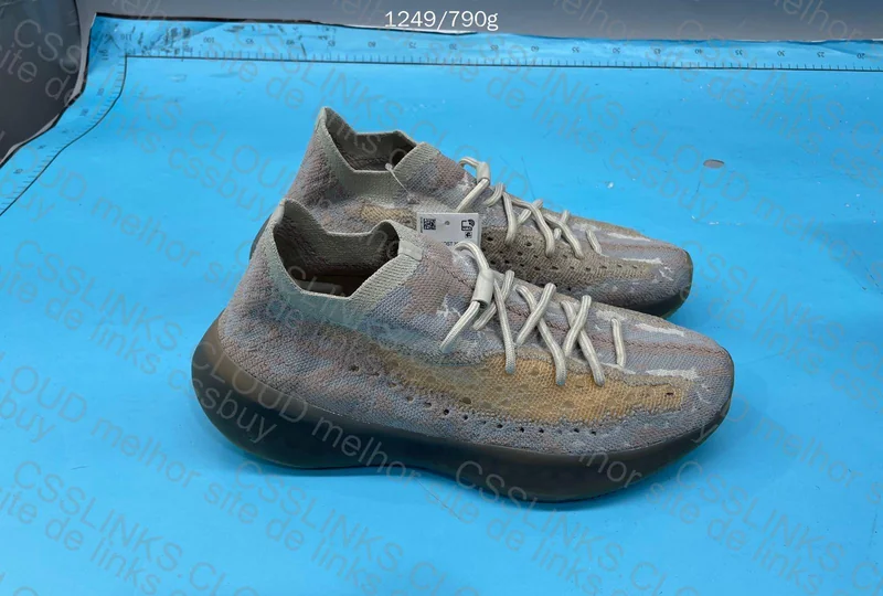 Blind Box - Yeezy 380 3