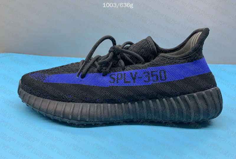 Blind box - Yeezy Boost 350 V2 "Dazzling Blue 6