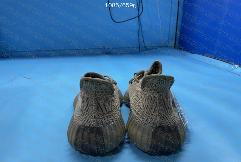 Blind box yeezy OG 3