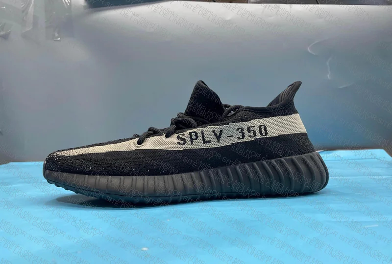Blind Box yezzy 350 4