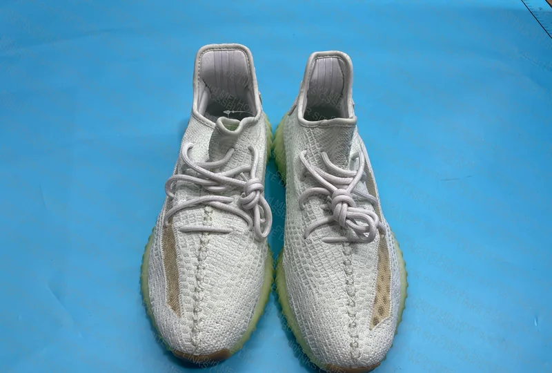 Blind box Yezzy 350 2