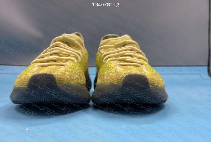 Blind Box Yezzy 380 2