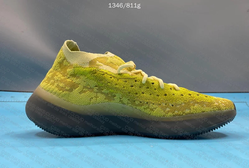 Blind Box Yezzy 380 4