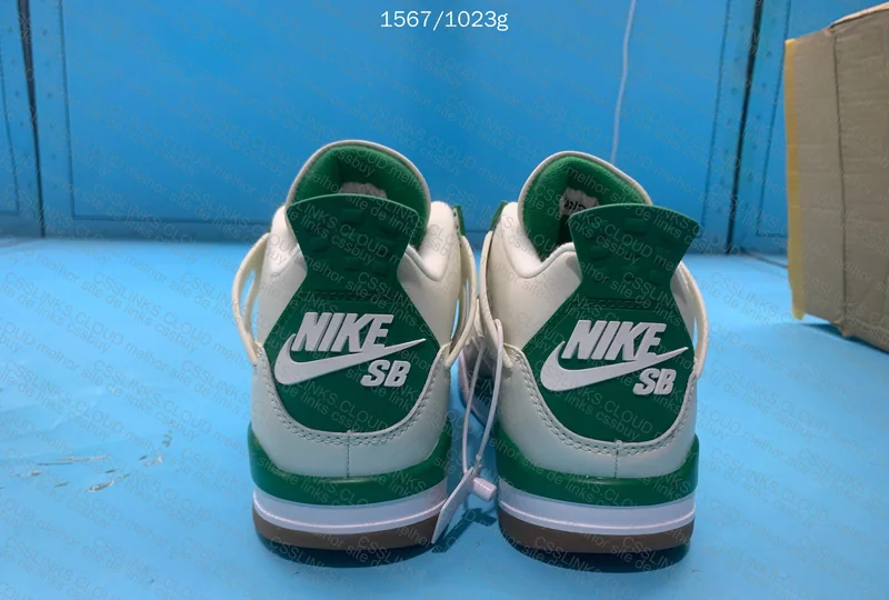 Blind Jordan 4 - Pine Green 3