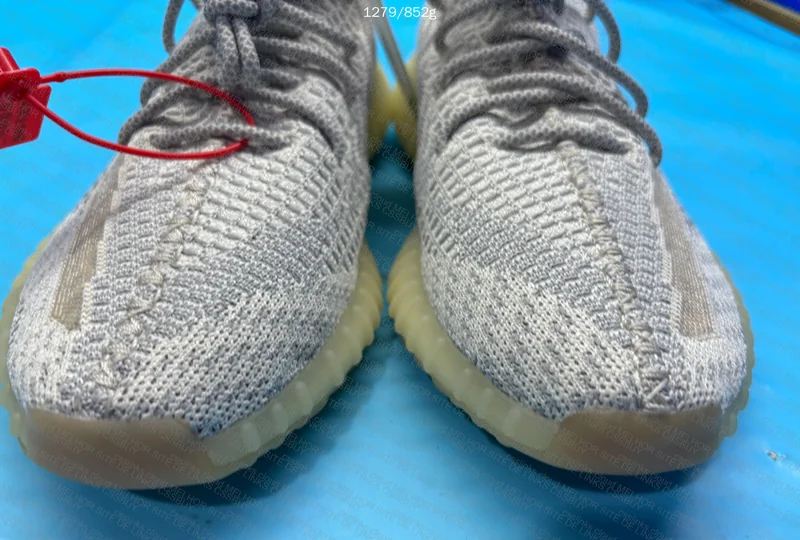 Blind yeezzy 350 v2 8