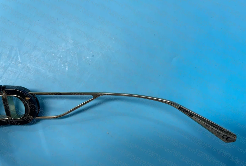 Blindbox Glasses / Christian Dior 4