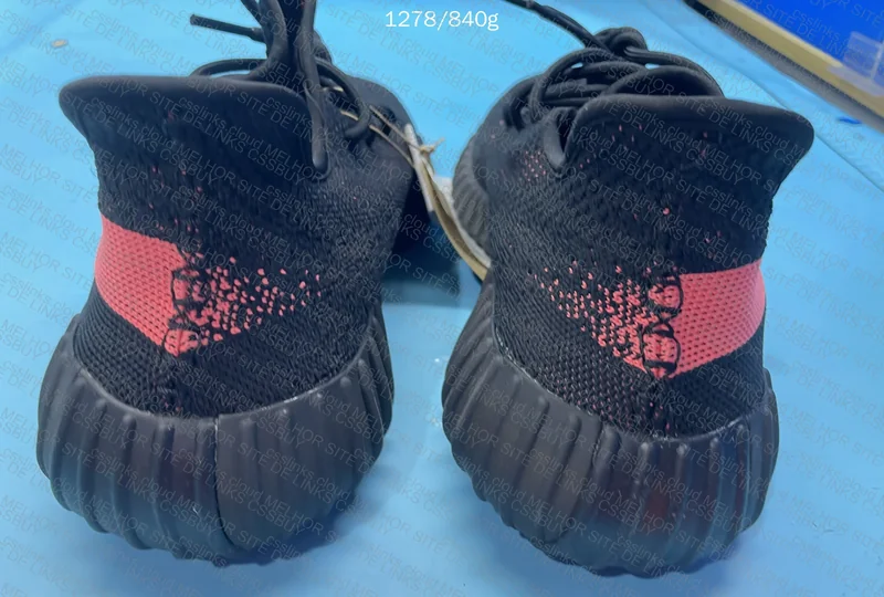BlindBox Yeezy 350 2