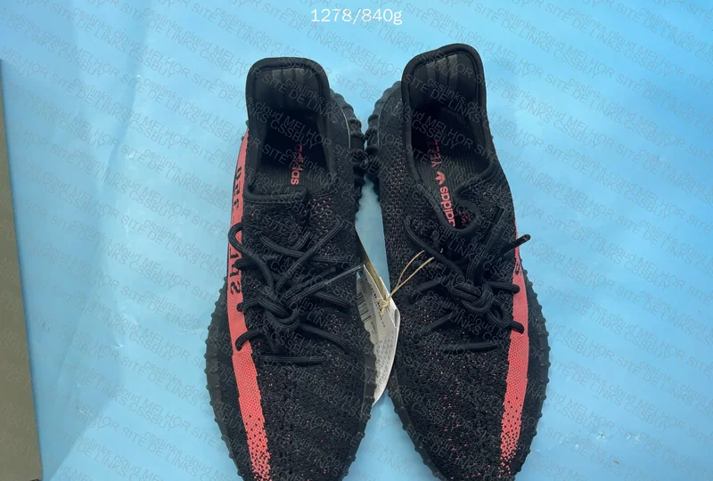 BlindBox Yeezy 350 4