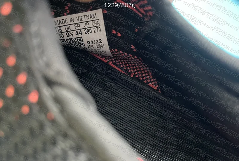 BlindBox Yeezy 350 - LJR 5