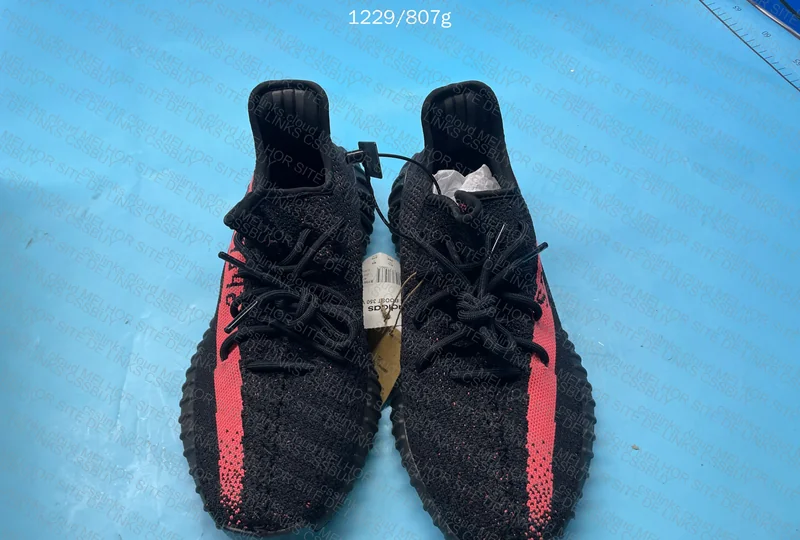 BlindBox Yeezy 350 - LJR 6