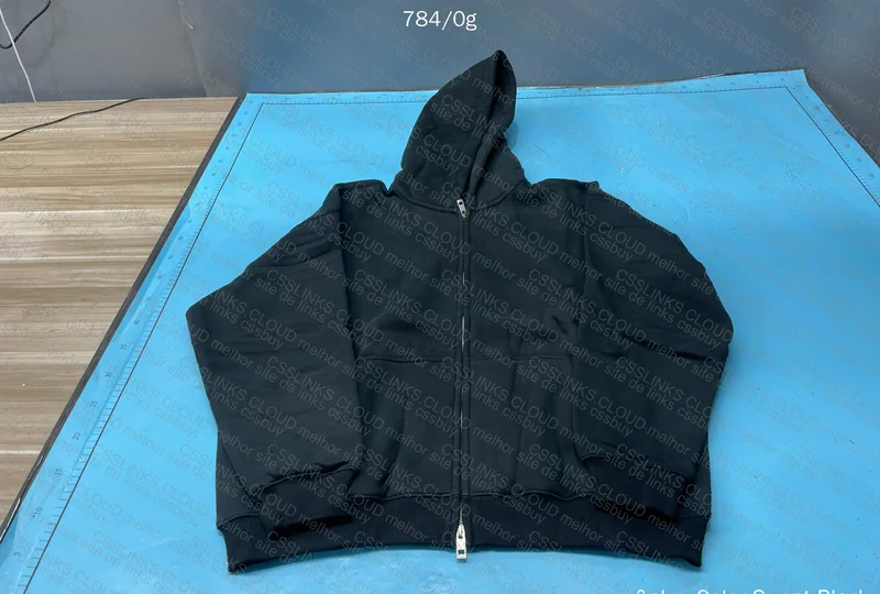 Artiemaster Black Zip Sweatshirt 3