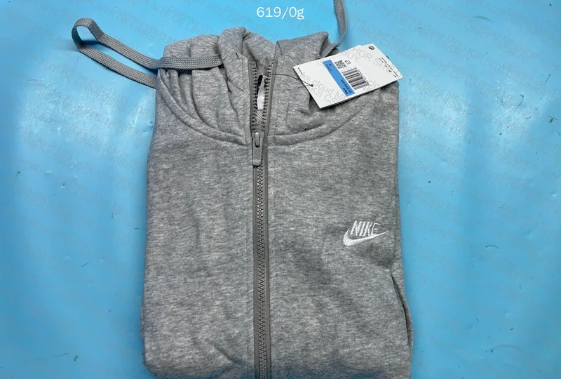 Nike Club Shirt 4