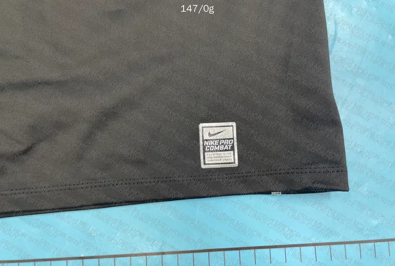 Nike Compression Sweatshirt 3