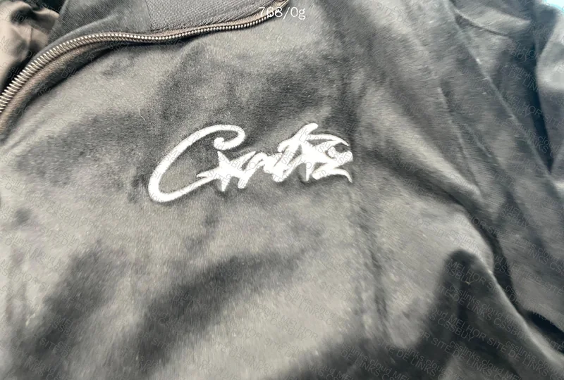 Corteiz Velour VVS Hoodie 4