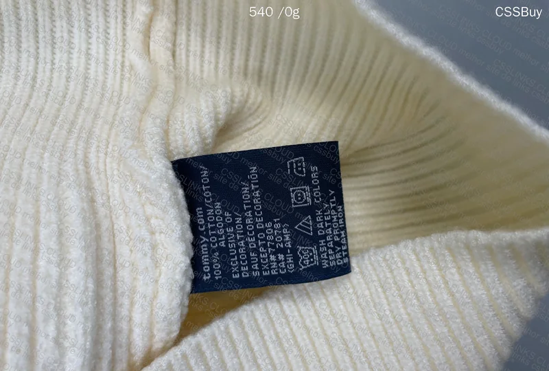 Tommy Women's Hoodie 4