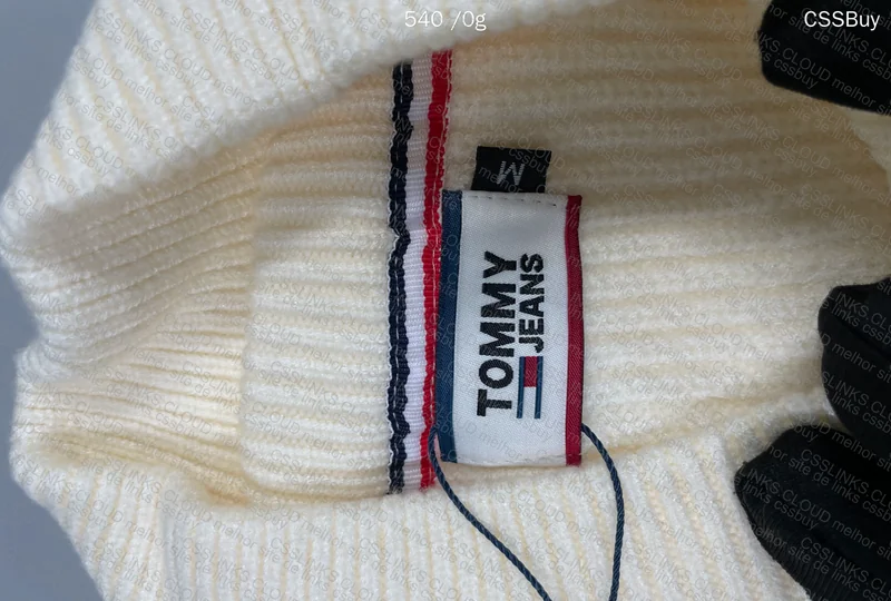 Tommy Women's Hoodie 5