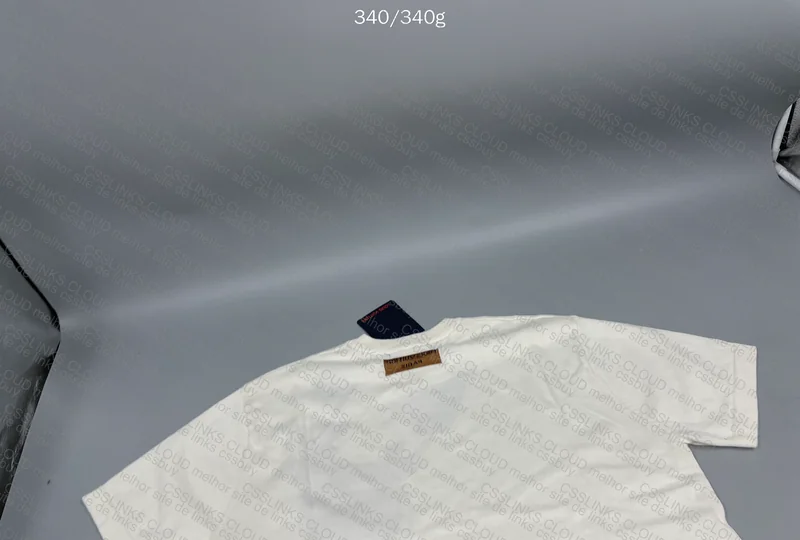 Louis Vuitton Knit-Style Hoodie - Help Here 3