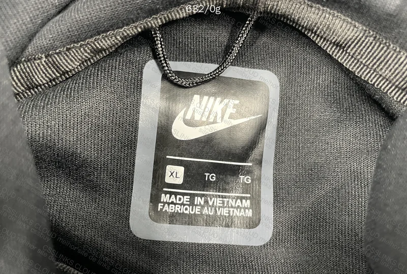 Nike Club Hoodie 3