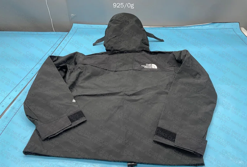 The North Face GoreTex Waterproof Snow Sweatshirt 4