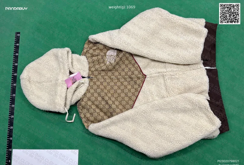 The North Face x Gucci Sweatshirt 2