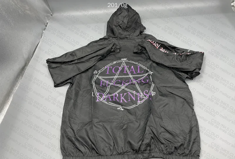 Vetements Sweatshirt 4