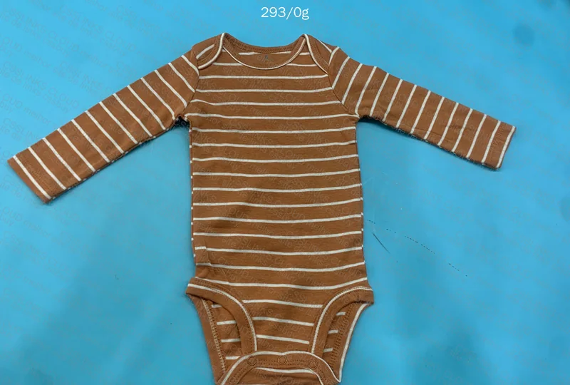 Carter's Baby Bodysuit - 5 units 2