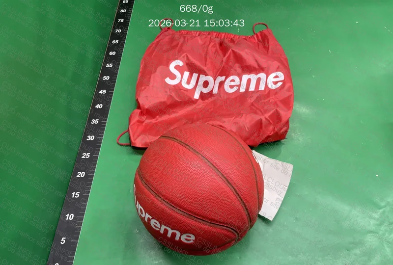 Bola de Basquete Supreme