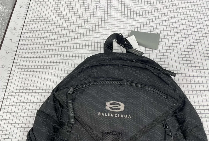 Balenciaga Unity MEDIUM Bag 2